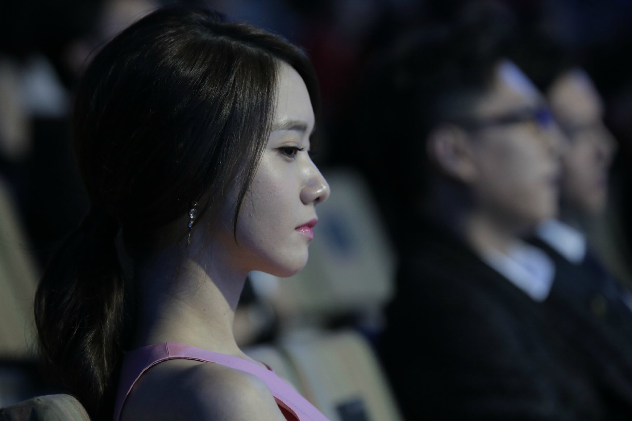 [PIC][05-12-2015]YoonA khởi hành đi Trung Quốc để tham dự "2016 iQiYi Concert 'ALL-STAR CARNIVAL'" vào sáng nay - Page 2 A703cea8gw1eypx0g42aij21kw11xdkt