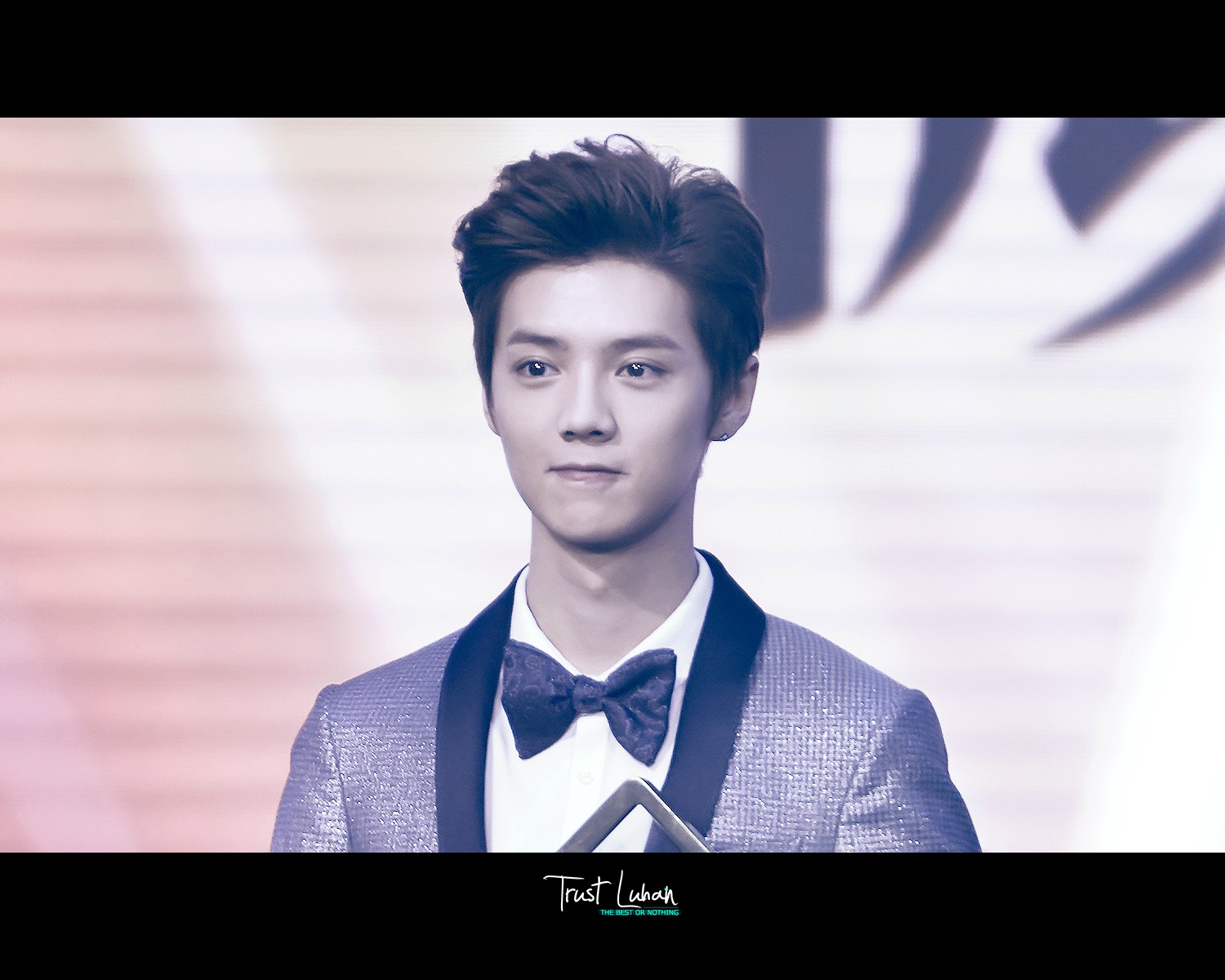 [FANTAKEN] 150115 2014 Weibo Awards Night [100P] A70f2ae3jw1eobwk9dr44j215o0xcdlw