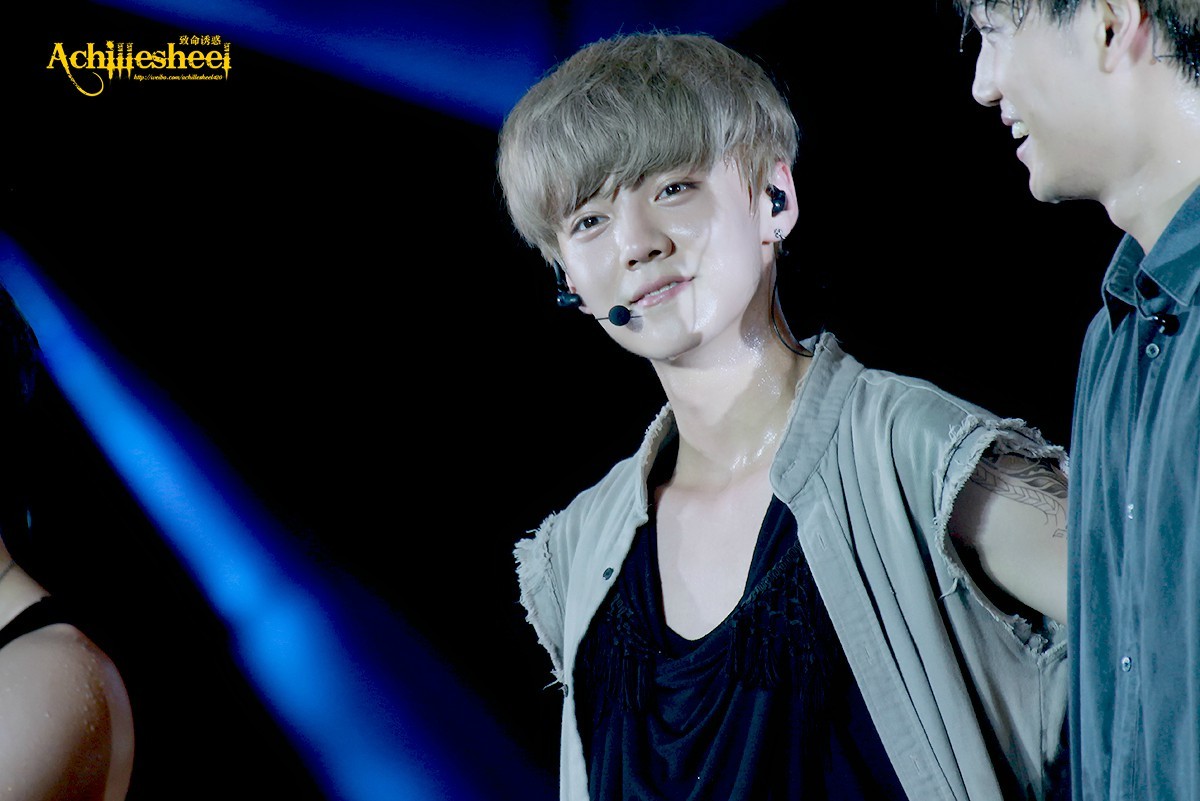 [FANTAKEN] 140727 EXO Concert "The Lost Planet" in Changsha [116P] A8e635a1jw1eirtukyn9ej20xc0m9jv8