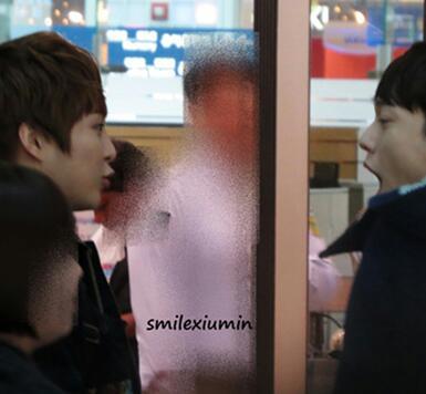 [Fantaken] 081212 EXO M XiuMin @ Incheon + Beijing Airport Aaada9c0jw1dzp2nxo92oj