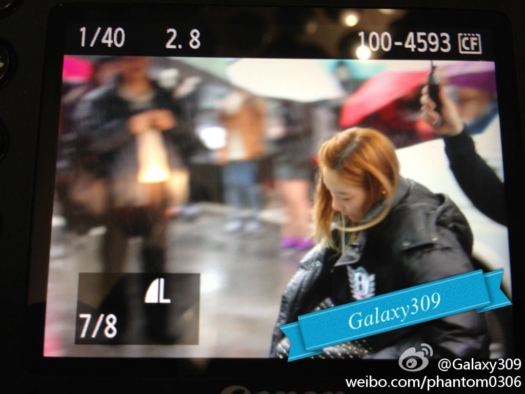 [PIC][01-02-2013]SNSD xuất hiện tại trường quay KBS để ghi hình cho "Music Bank" chiều nay Ad343839jw1e1dn05ytfmj