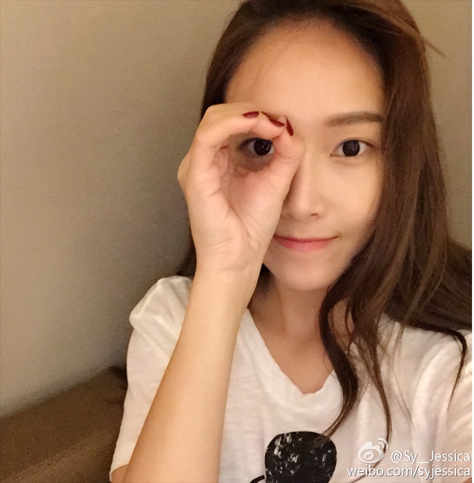 [OTHER][12-12-2013]SELCA MỚI CỦA JESSICA  - Page 17 D374ba31gw1ewibao3c6dj20qr0rawk3