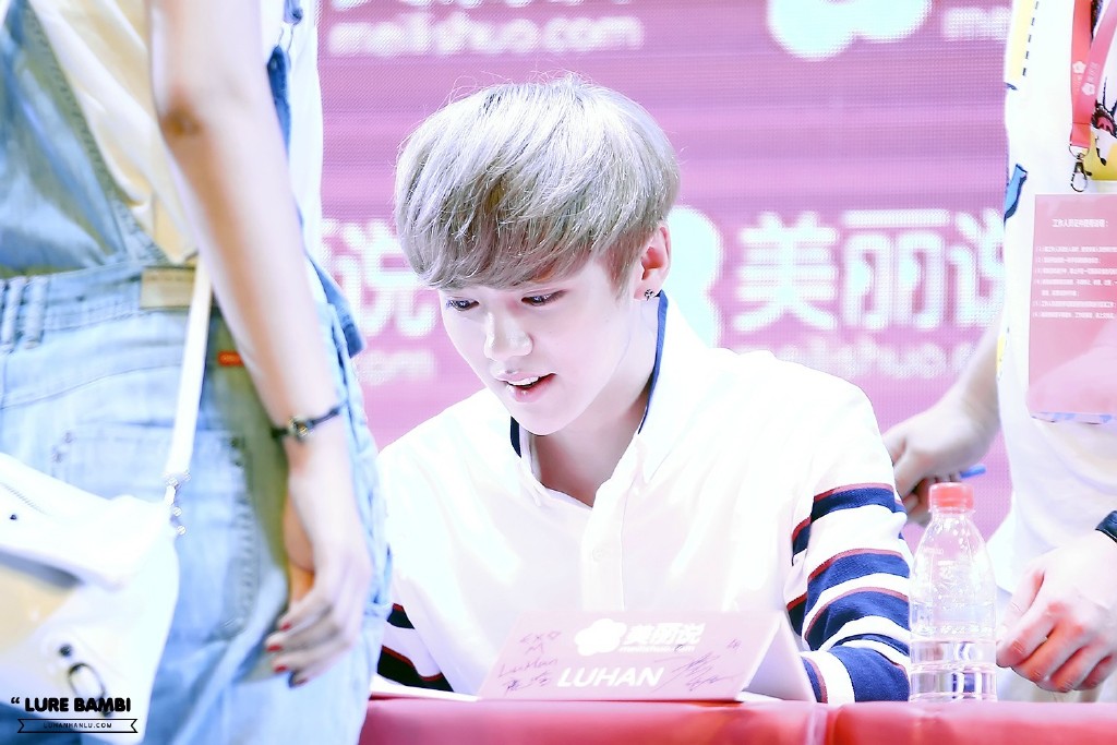 [FANTAKEN] 140728 Meilishuo Fansign in Beijing [27P]  005tooE1gw1eisumvkyllj315o0rs462