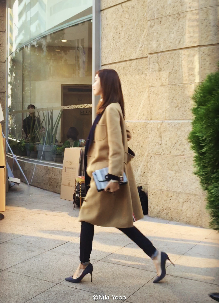 [PIC][24-10-2015]YoonA tham dự buổi fansign cho thương hiệu "LOVCAT" vào chiều nay - Page 2 6286e43egw1exc7b7q4hrj20ku0sr1g3
