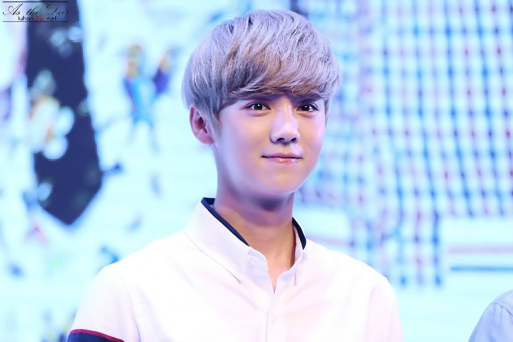 [FANTAKEN] 140728 Meilishuo Fansign in Beijing [27P]  Ec027dbcjw1eisum1o0epj215o0rsjwi