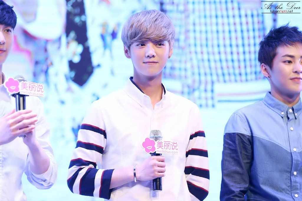 [FANTAKEN] 140728 Meilishuo Fansign in Beijing [27P]  Ec027dbcjw1eisum3hjipj215o0rsn3o