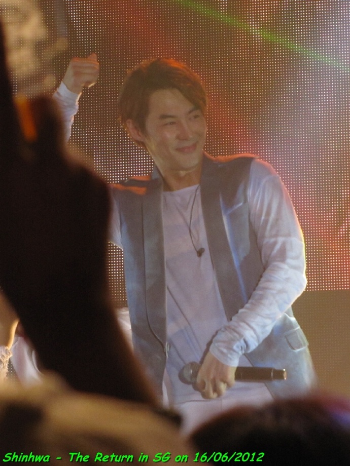 [Pics] Shinhwa 160612 SG Concert  65365f55gw1du271m2rojj