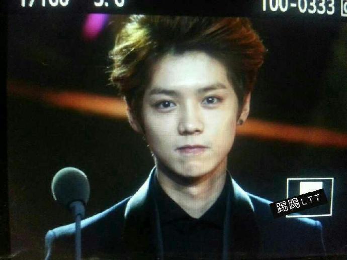 [PREVIEW] 131206The 6th Top Chinese Music Billboard Awards [66P] 6ae75ba2jw1eba8htqghij20np0hs3ze