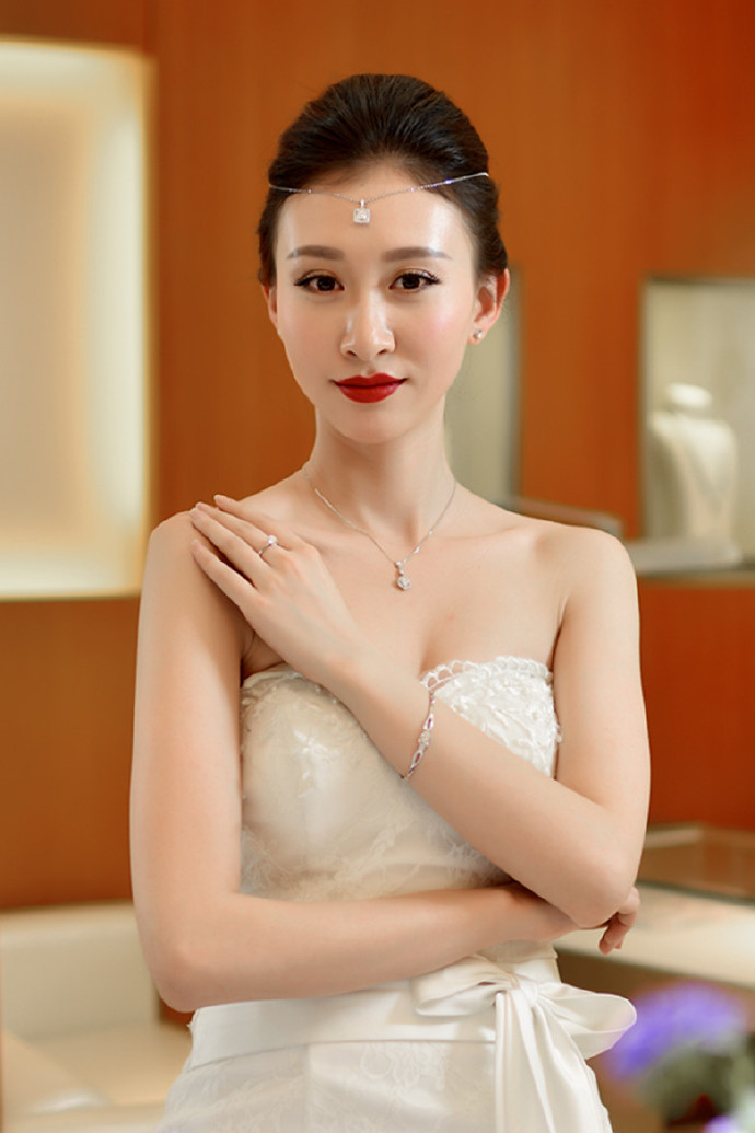 [Picture] [Chinese Beautiful Lady] Tổng hợp - Page 8 Ee156e93jw1epo2arlnkdj20lo0wijuq