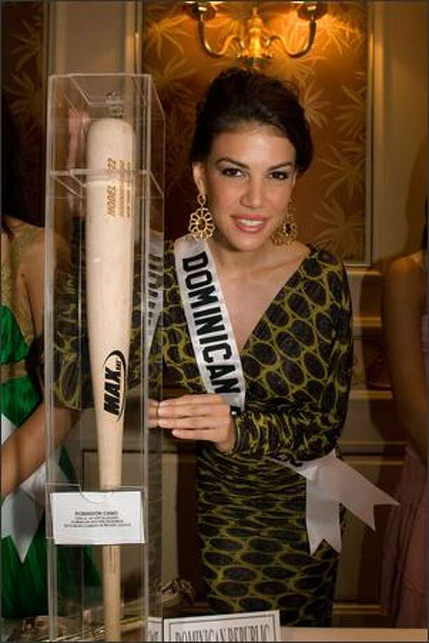 Marianne Cruz en su participación en Miss Universo - Página 3 920x920