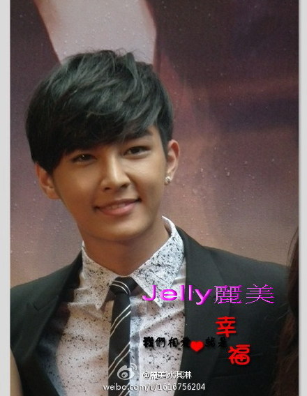 Aaron Yan (Арън Ян) 605dbdecgw1dt0d3xhhw4j