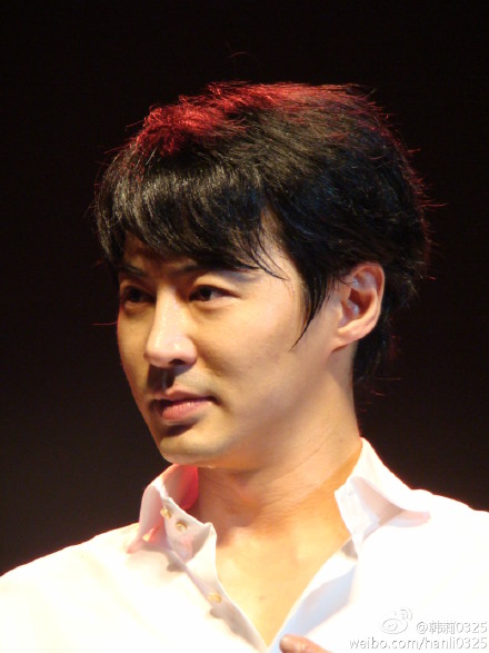 More JunJin at ShangHai FM Pics 629ff35agw1dnyz55kt31j