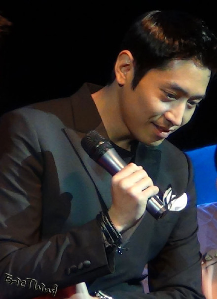 [7.1.12][Pics] Eric Shanghai Fanmeet 68d87365gw1douebuf7cdj