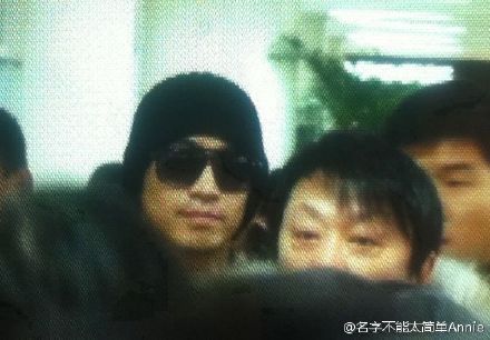 [6.1.12] Eric Seoul-Hongqiao Airport Pics 69534b2ejw1dosx0hostyj