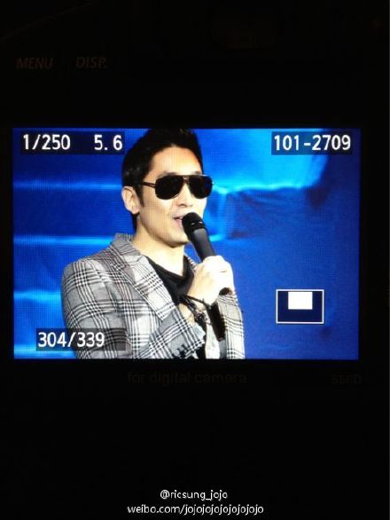 [7.1.12][Pics] Eric Shanghai Fanmeet 6e63067bjw1doubgp6cabj