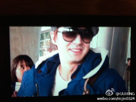 [26.2.12][Pics] JunJin ~ Shanghai to Seoul A1a45ee4jw1dqfp6yd61tj