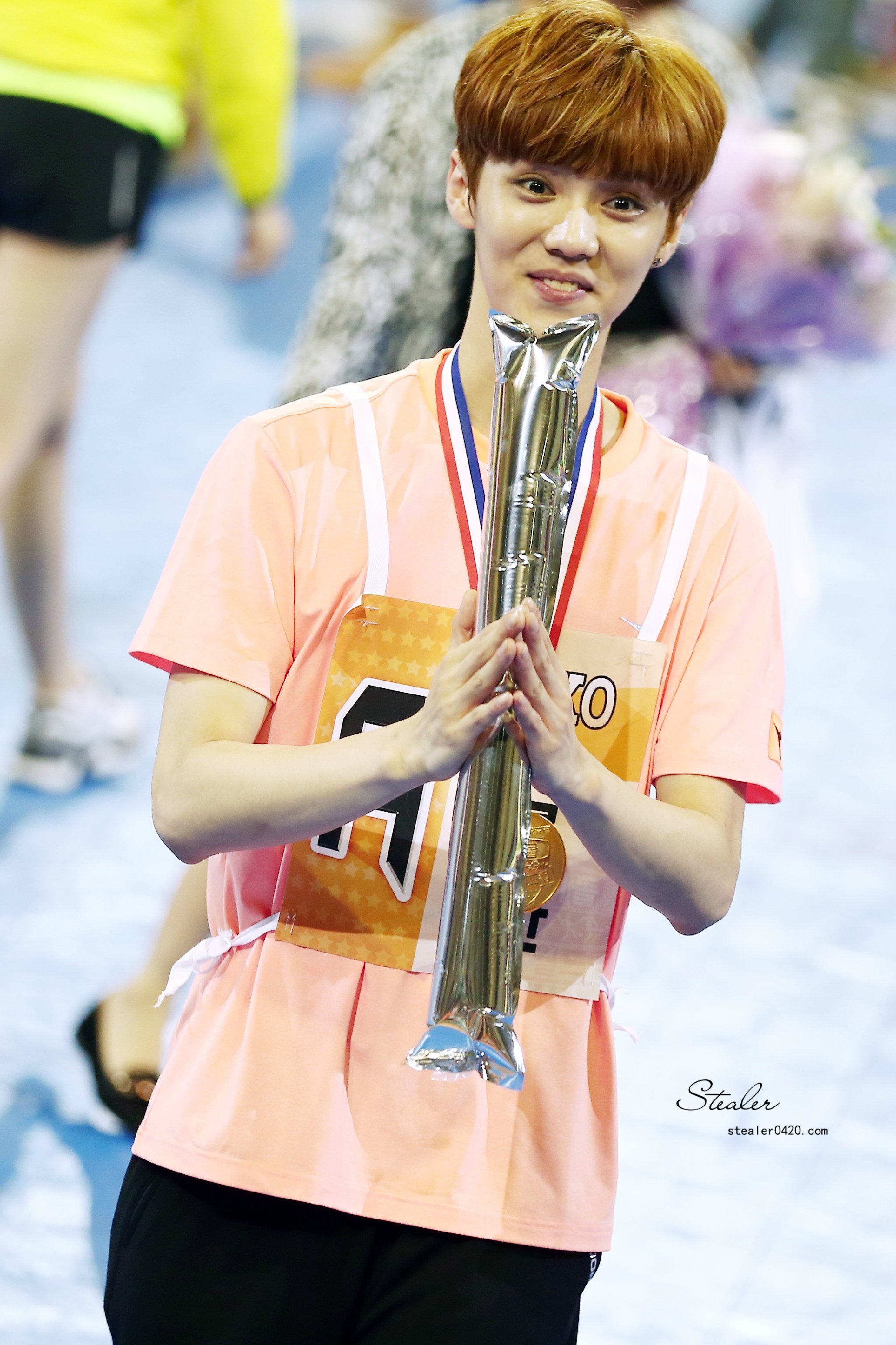 [FANTAKEN] 140526 MBC Idol Futsal Championship [49P]  005Blybwgw1egsr9axfr7j31kw2dc1ar