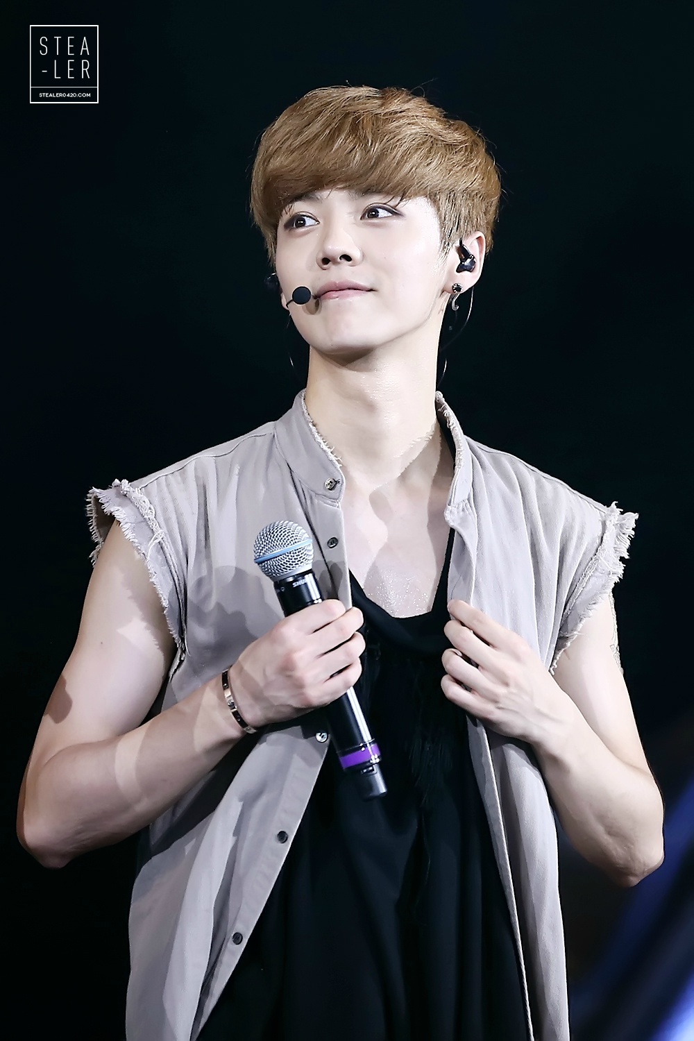 [FANTAKEN] 140712 EXO Concert "The Lost Planet" in Taipei - Day 2 [76P] 005Blybwgw1eibnjuipkyj30rs15owmt