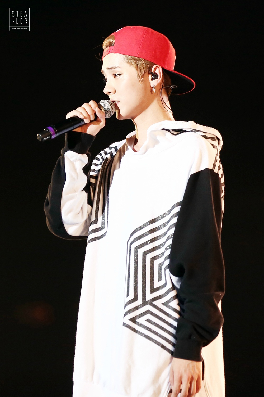 [FANTAKEN] 140705 EXO Concert "The Lost Planet" in Chengdu [150P] 005Blybwtw1ei3kbf2h9ej30rs15o11b