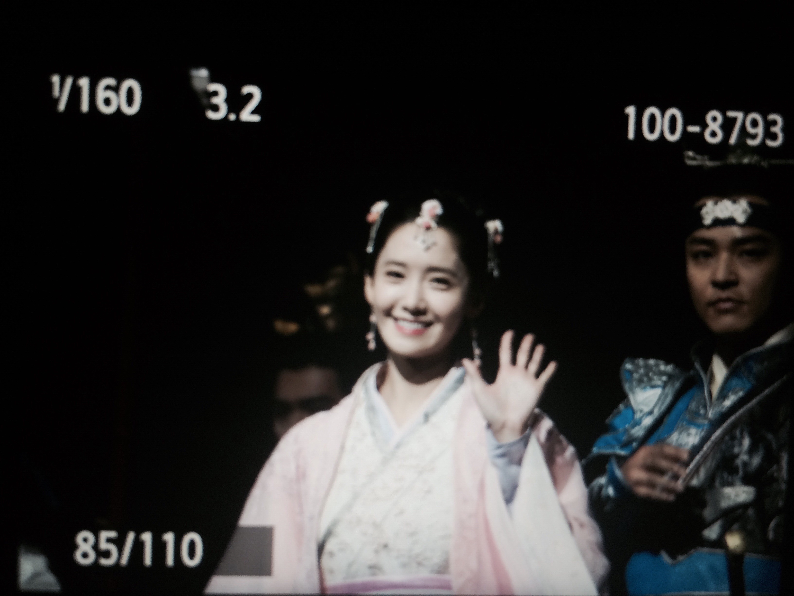 [PIC][30-04-2015]YoonA tham dự buổi họp báo ra mắt bộ phim Trung Quốc đầu tay của cô - "God of War Zhao Yun" vào trưa nay 005IBmE7jw1ernkprv608j32io1w07qk