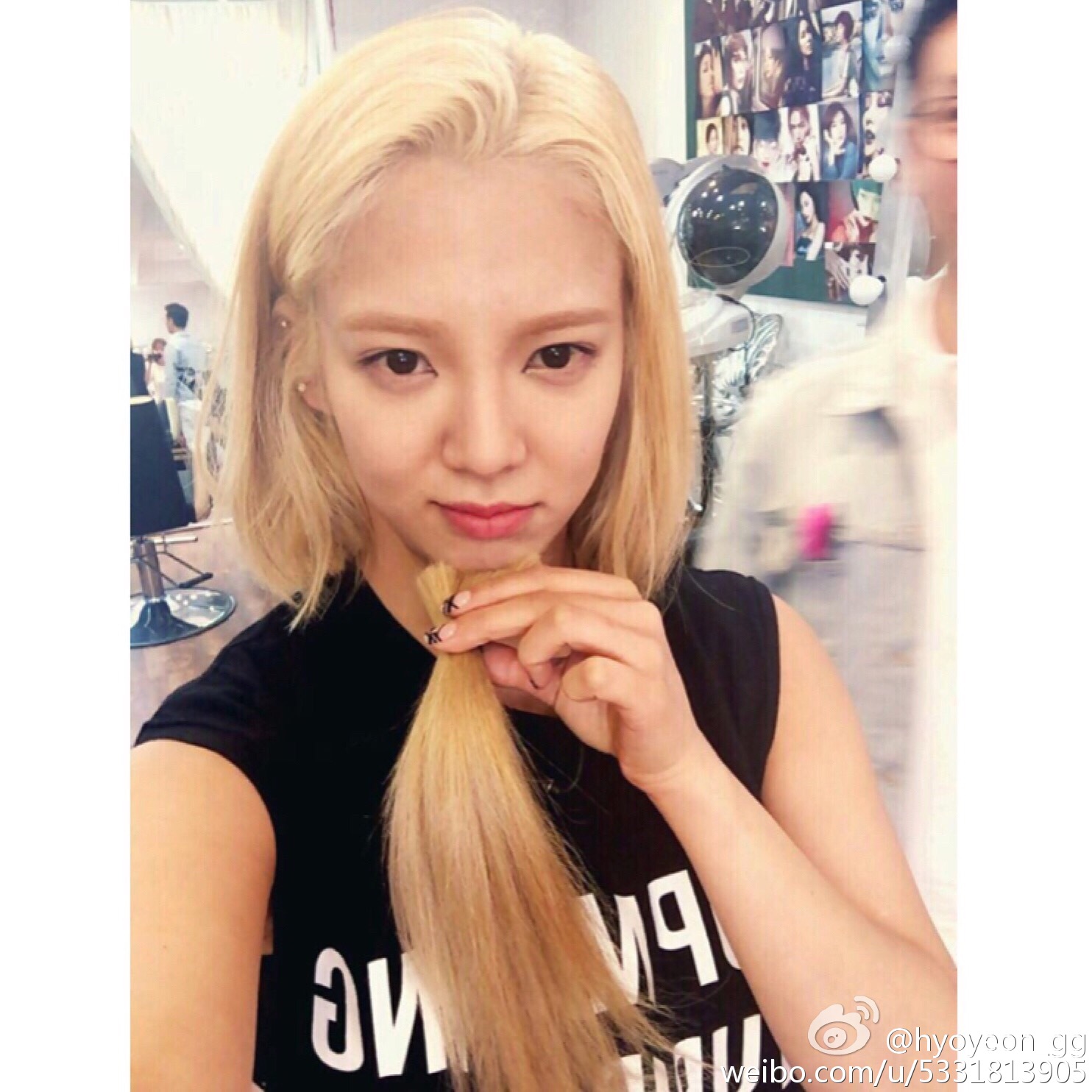 [OTHER][26-11-2013]SELCA MỚI NHẤT CỦA HYOYEON  - Page 12 005OPKmtjw1esx01mdc17j3158158jza