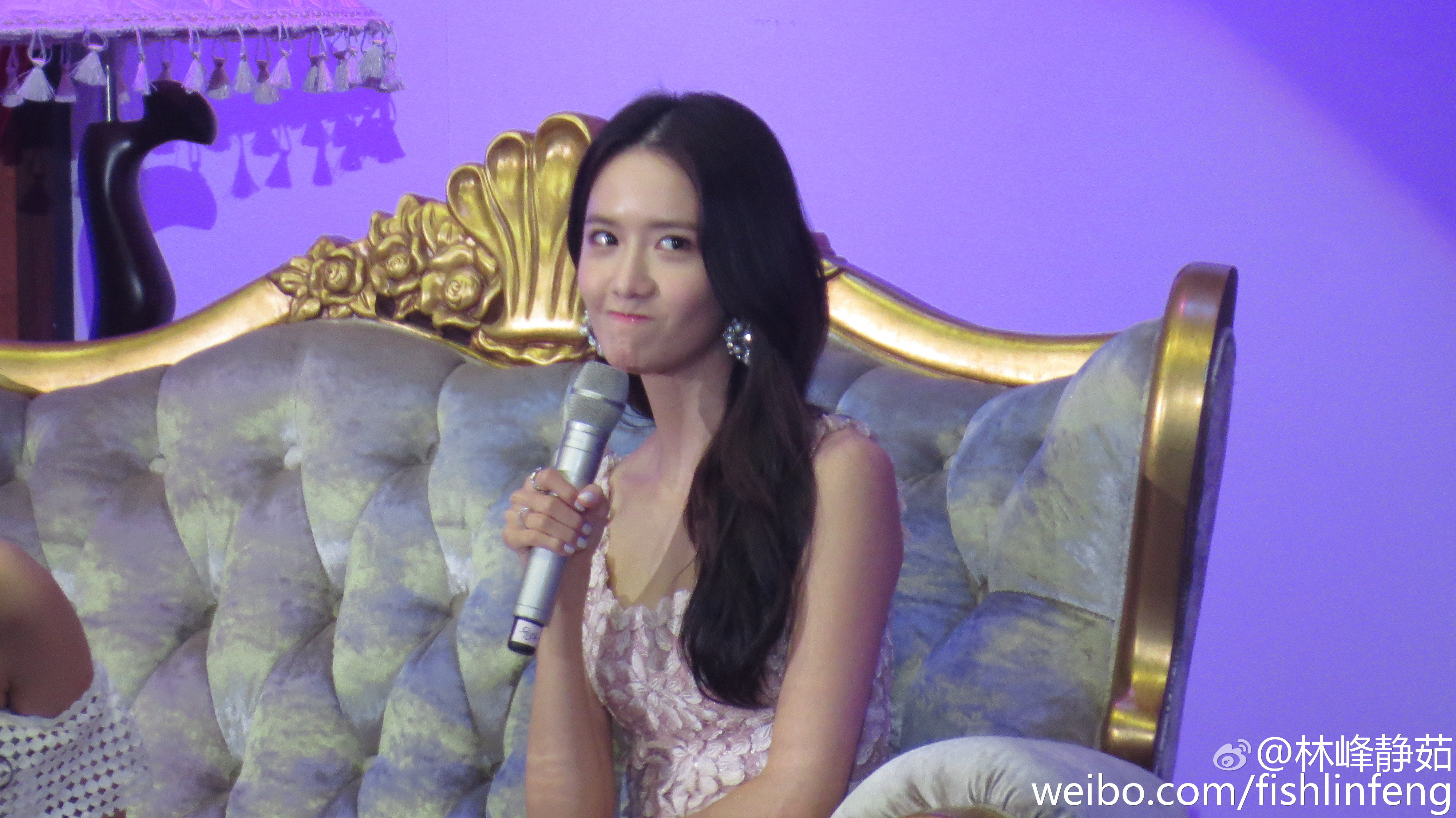 [PIC][24-06-2016]YoonA khởi hành đi Bắc Kinh - Trung Quốc để tham dự "2016 YoonA 1st Fanmeet - BLOSSOM in Beijing" vào sáng nay - Page 2 5def5adajw1f57ra4tk1mj23341qg1ky