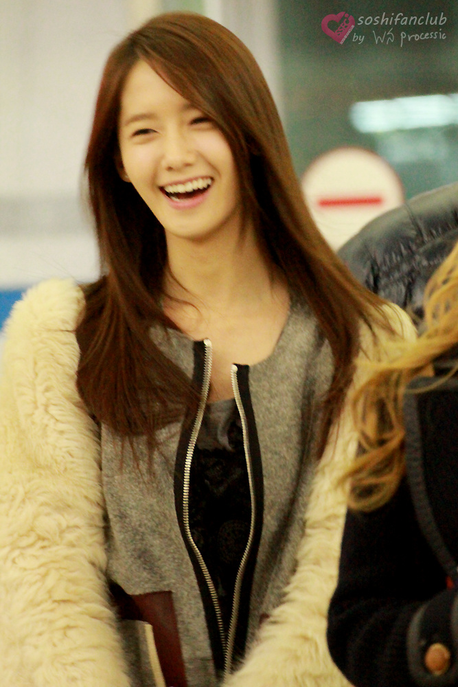 [YOONAISM] ๑۩۩۞۩۩๑ YoonA charming smile ~ ๑۩۩۞۩۩๑ 66ed4bdbgw1dp2esmky81j