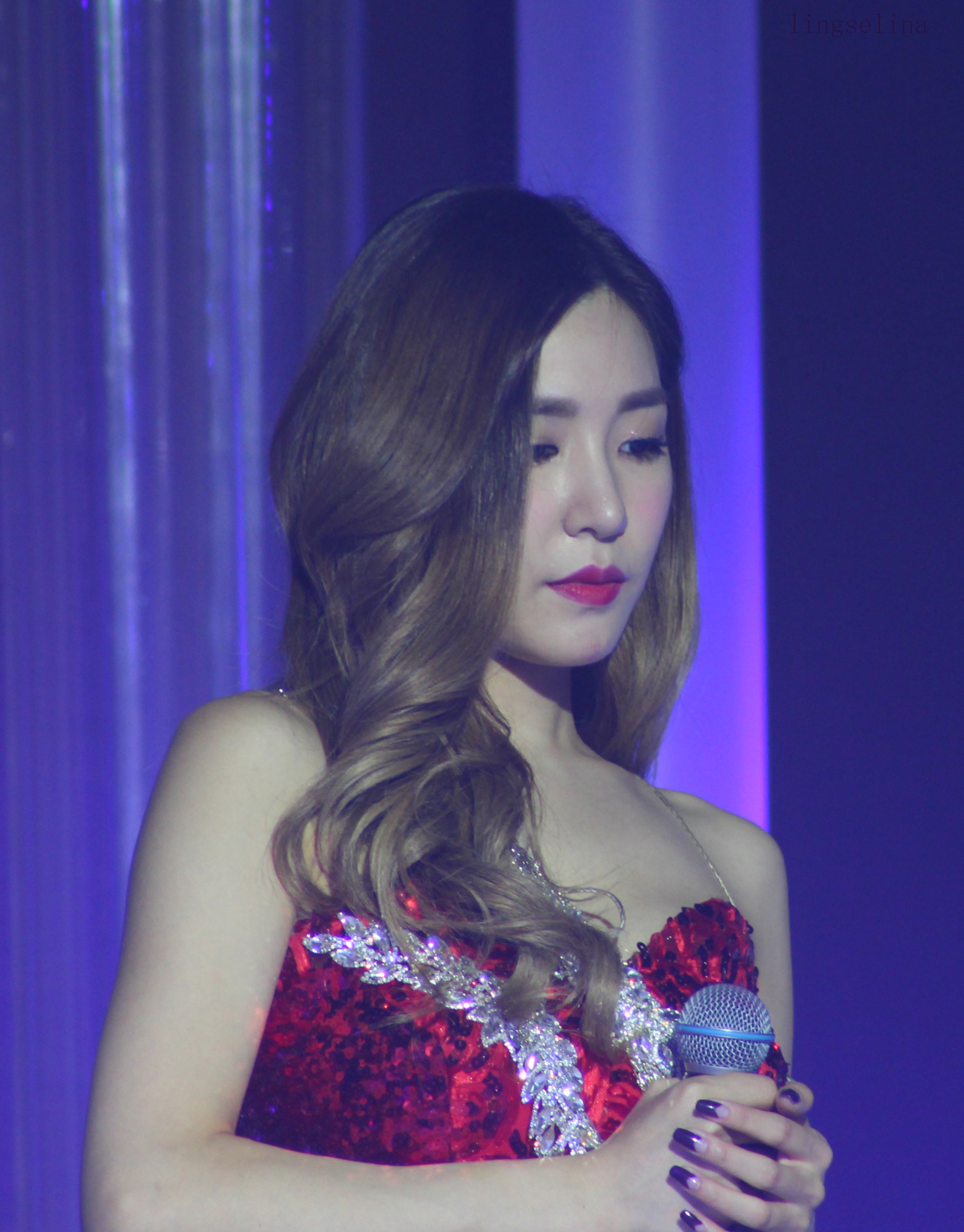 [PIC][27-10-2015]TaeTiSeo khởi hành đi Thượng Hải – Trung Quốc để tham dự "Lễ kỷ niệm 35 năm thành lập Louis Quatorze" vào sáng nay - Page 6 68495ad3gw1f00f1639fej21fc1tmaw5