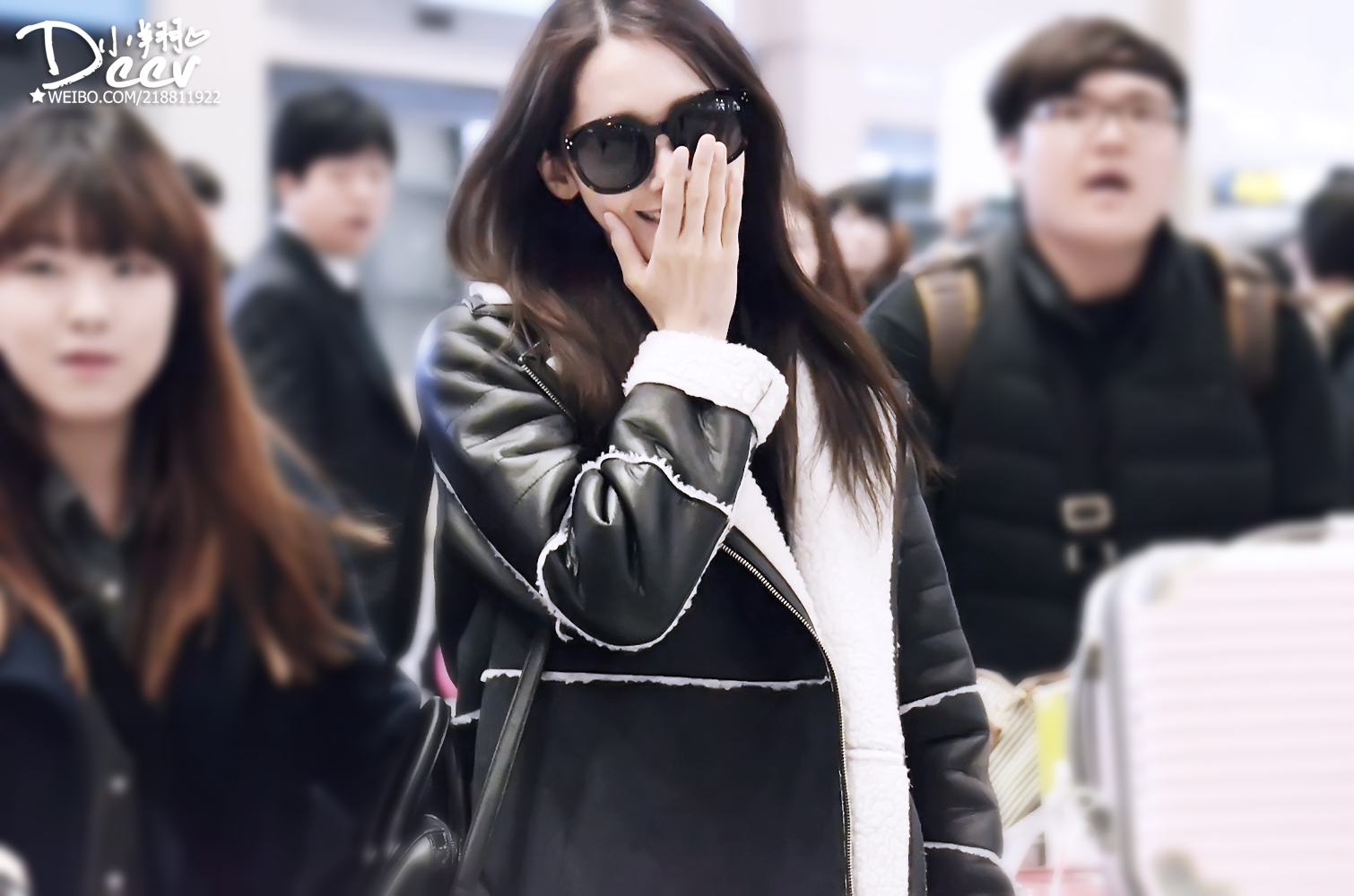 [PIC][25-01-2015]YoonA trở về Hàn Quốc vào sáng nay 69d8b96djw1eoltcokfkcj215y0rsk69