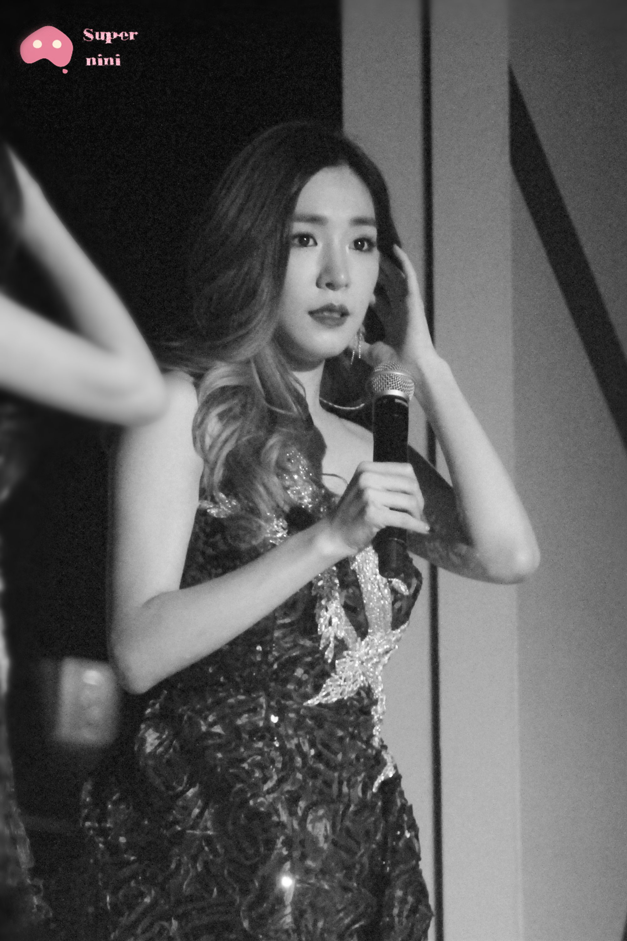 [PIC][27-10-2015]TaeTiSeo khởi hành đi Thượng Hải – Trung Quốc để tham dự "Lễ kỷ niệm 35 năm thành lập Louis Quatorze" vào sáng nay - Page 6 6ab52e7dgw1ey49udwo1qj21jj2bau0y