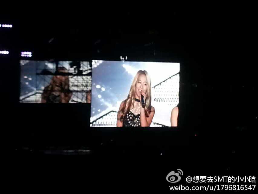 [PIC][18-10-2013]SNSD khởi hành đi Bắc Kinh để tham gia "SMTOWN Live World Tour III in Beijing" vào chiều nay - Page 2 6b193ea3jw1e9qpk41m49j20np0hswer