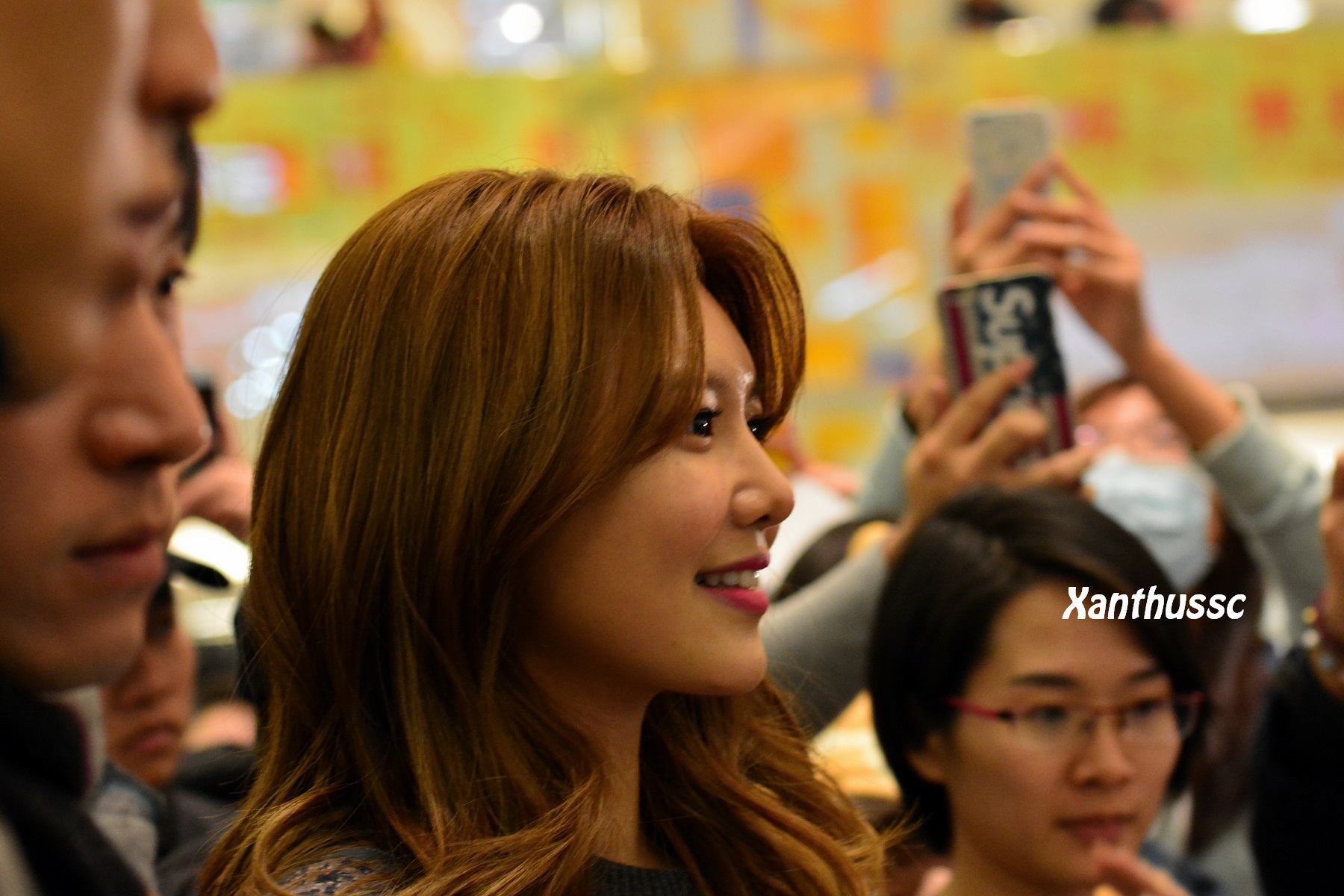 [PIC][04-02-2015]SooYoung xuất phát đi Hồng Kông để tham dự buổi fansign cho thương hiệu mỹ phẩm "LLang" - Page 4 6e4686e2jw1ep0skd884tj21e00xc4d0