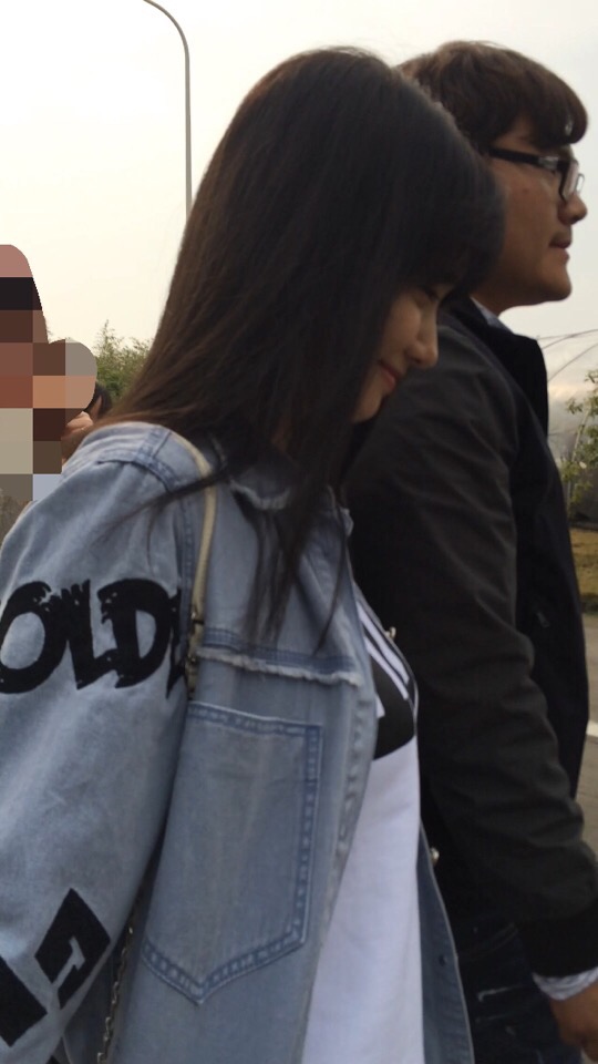 [PIC][04-04-2015]YoonA khởi hành đi Trung Quốc vào trưa nay 7037b04cjw1eqtkksyj7dj20f00qogne