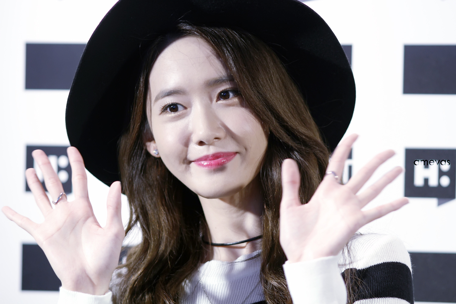 [PIC][31-10-2015]YoonA khởi hành đi Đài Loan để tham dự Fansign cho thương hiệu "H:CONNECT" vào sáng nay - Page 3 85b1fc14gw1exkxxdrbkuj215o0rsk15