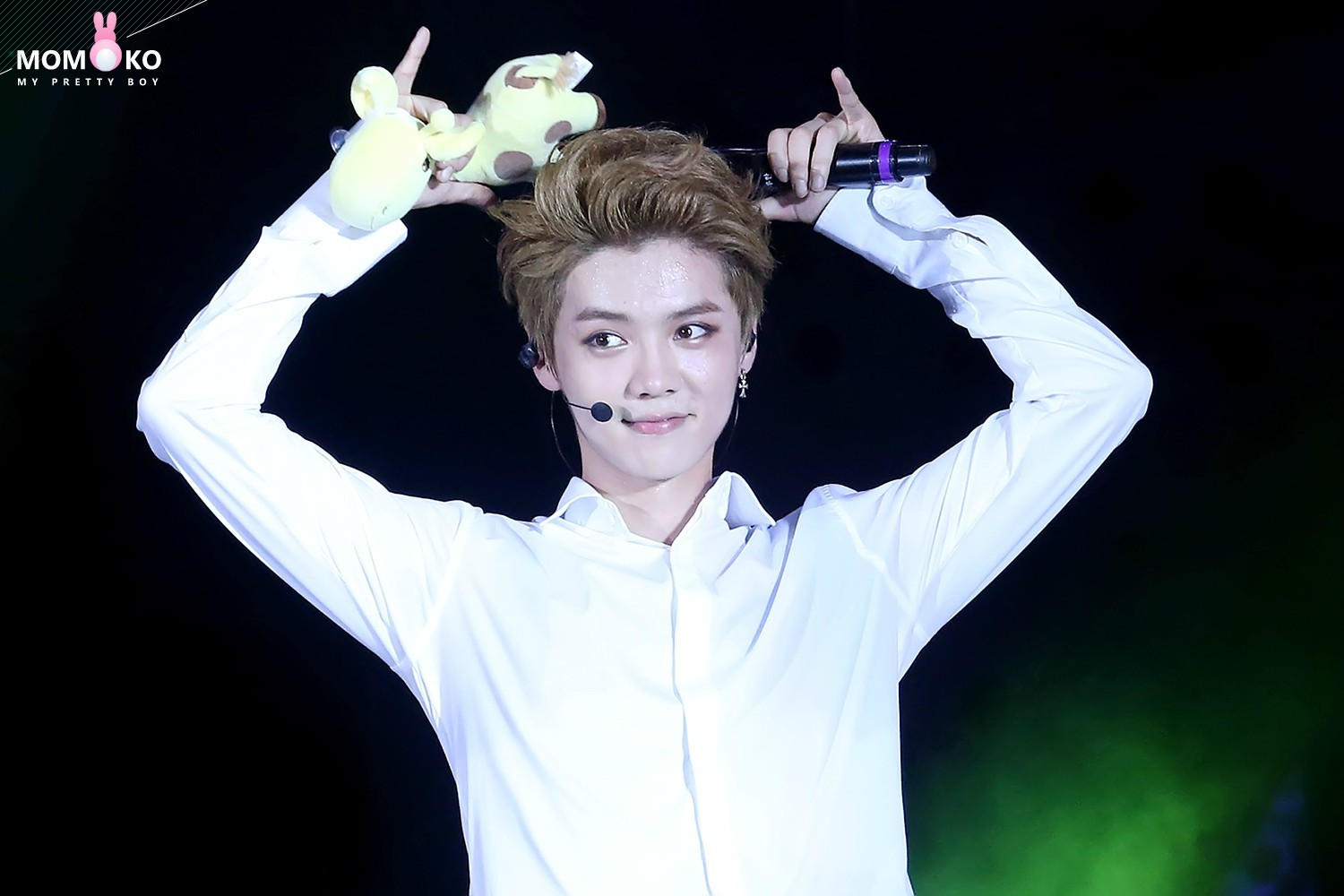 [FANTAKEN] 140705 EXO Concert "The Lost Planet" in Chengdu [150P] 86e95846gw1ei4l00juztj215o0rsjvd