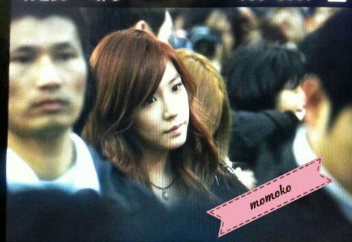 [PICS/FANTAKEN][22/11/2012]SNSD @Airport to Singapore 86e95846jw1dz3gq5d8hwj