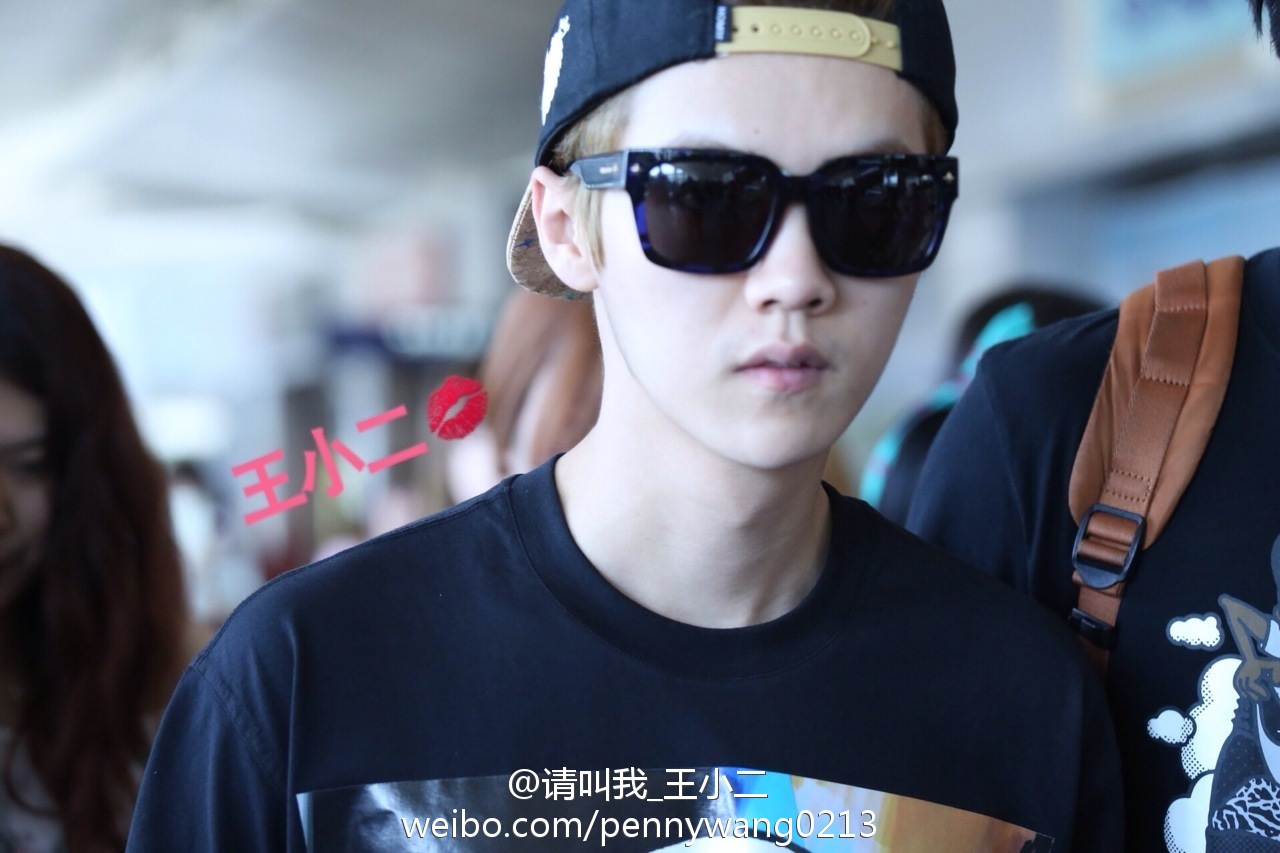 [FANTAKEN] 140628 Tianjin Airport - Departure [37P] 8a7c4f4djw1ehutxjv71zj20zk0np795