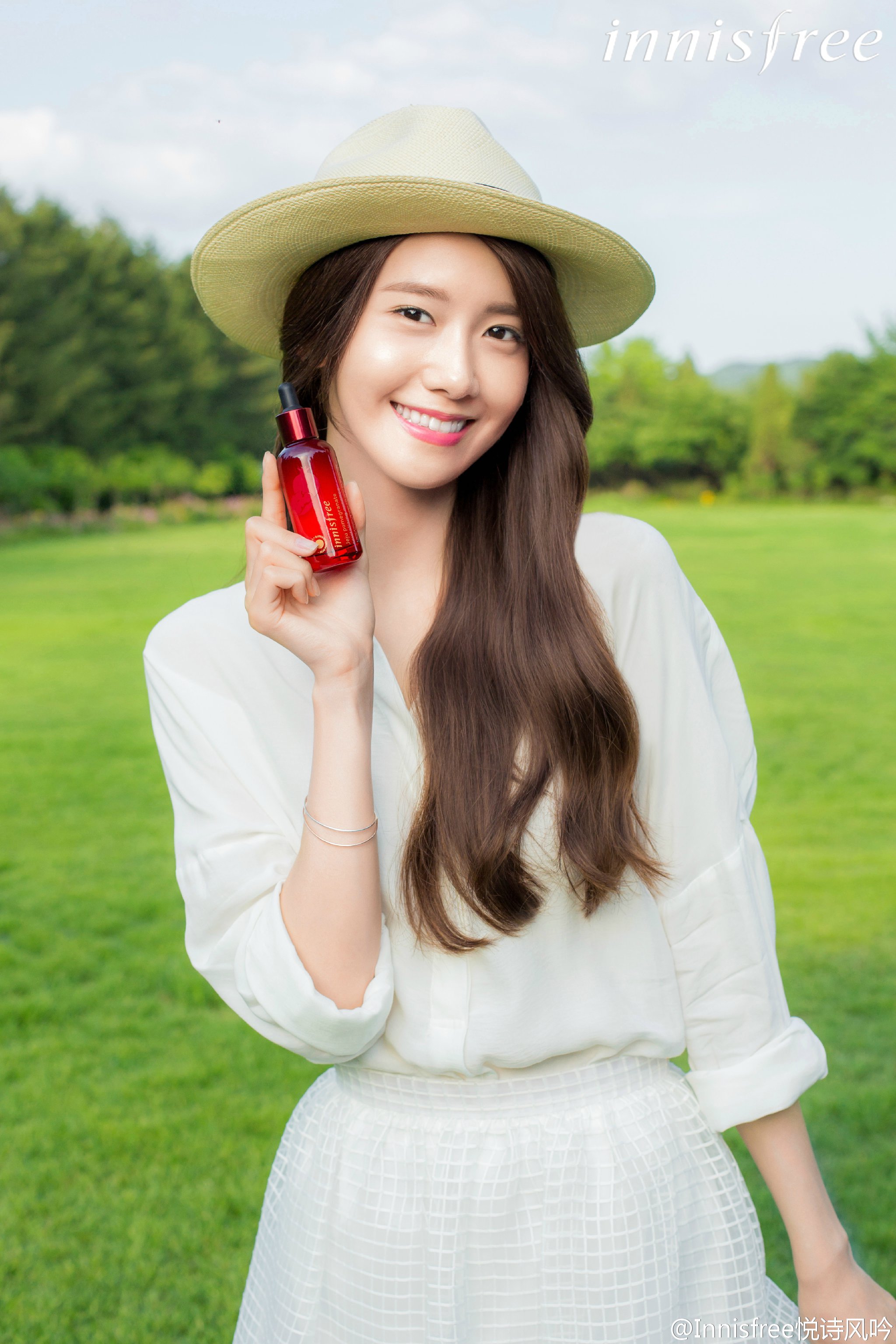 [OTHER][21-07-2012]Hình ảnh mới nhất từ thương hiệu "Innisfree" của YoonA - Page 14 8d1c950egw1ewouju5u99j21kw2dcwur