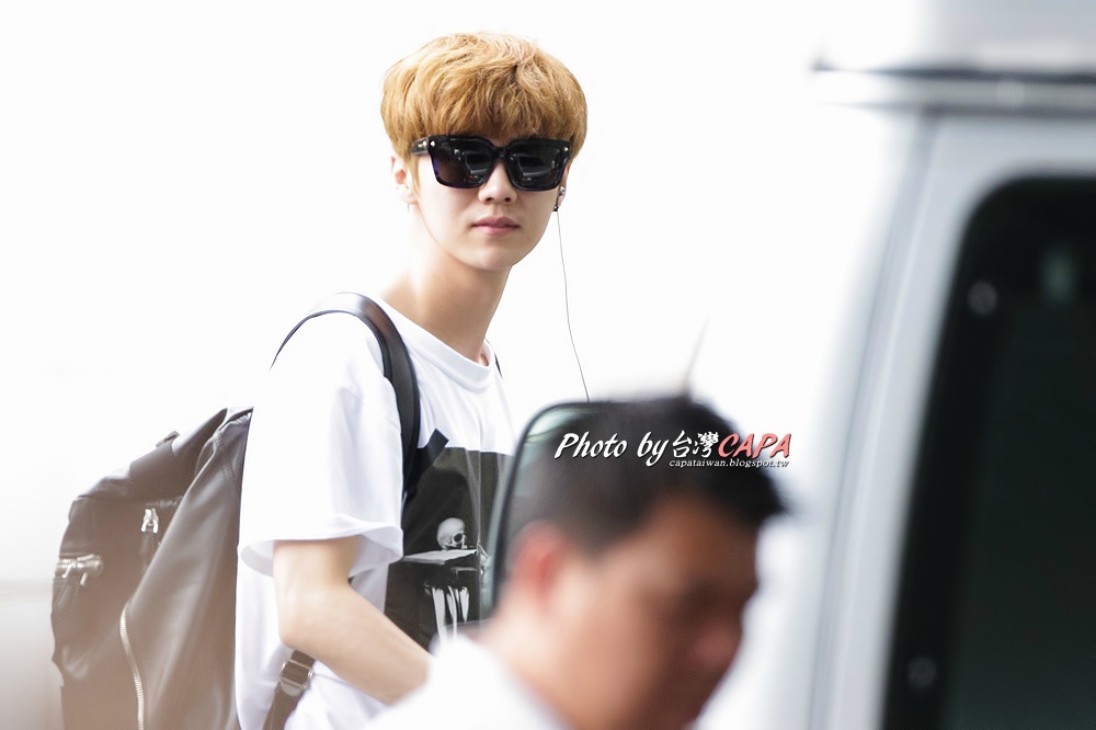 [FANTAKEN] 140710 ICN &Taiwan Airport [31P] A05e60dfgw1ei7ws2ufc7j20rs0iigoc