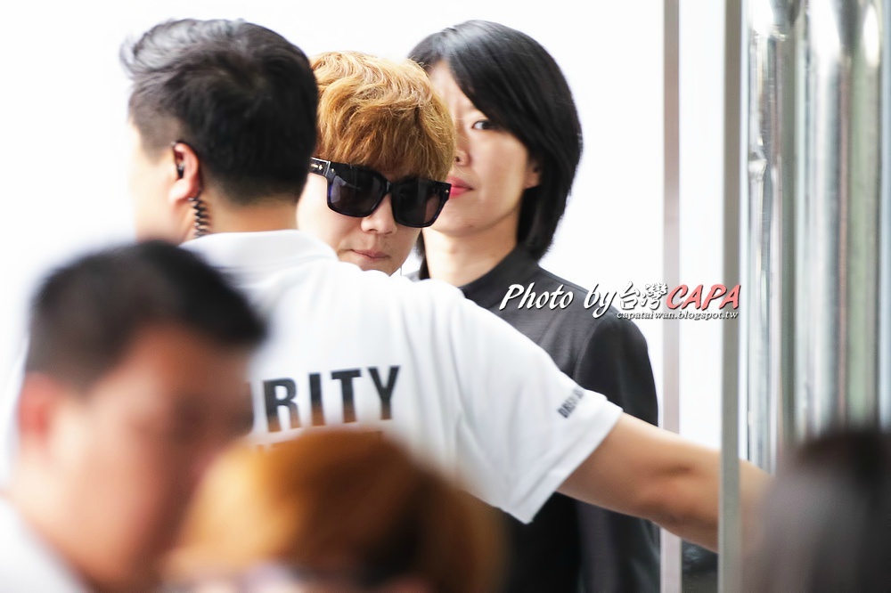 [FANTAKEN] 140710 ICN &Taiwan Airport [31P] A05e60dfgw1ei7ws6eh04j20rs0iiady