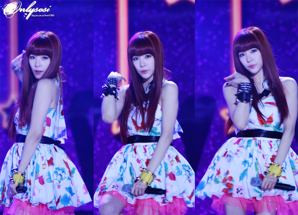 [PICS][29/5/2012] TaeTiSeo biểu diễn tại " KBS Open Concert " A23e54e9gw1dtgig38s33j