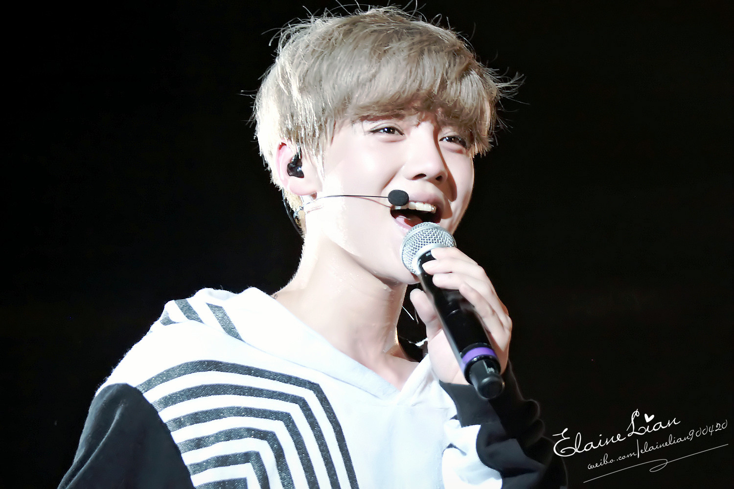 [FANTAKEN] 140727 EXO Concert "The Lost Planet" in Changsha [116P] A4c506f5gw1eis2643lqzj215o0rsjz6