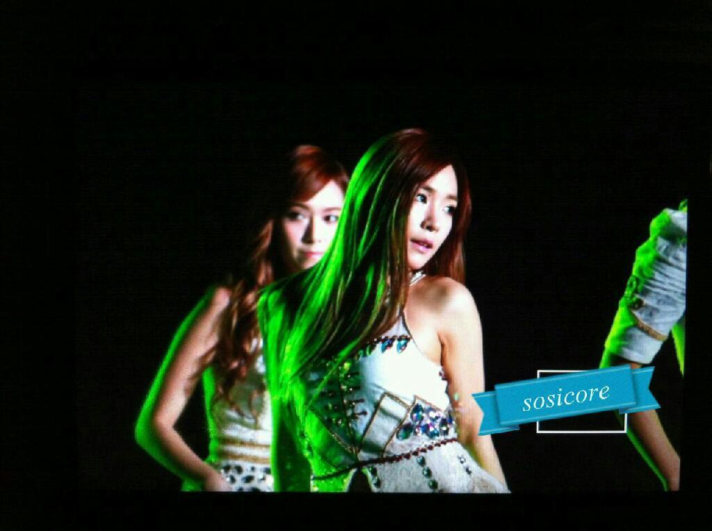 [PIC][07-10-2012]SNSD biểu diễn tại "Gangnam Hallyu Festival 2012" vào tối nay A8f6f66ejw1dxmu0w0ov7j