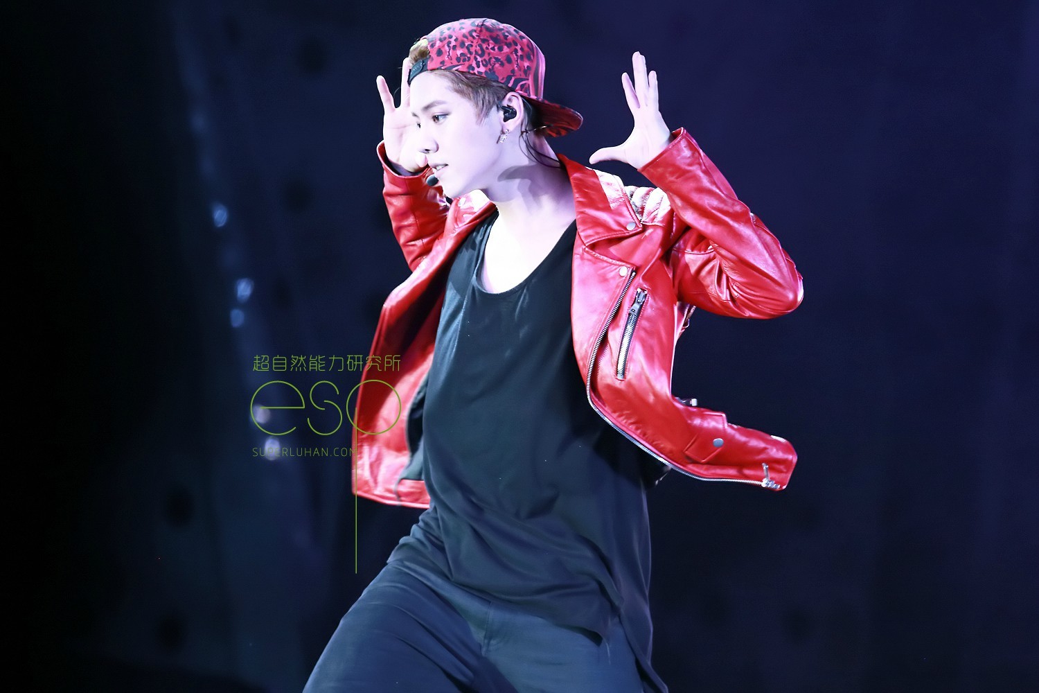 [FANTAKEN] 140705 EXO Concert "The Lost Planet" in Chengdu [150P] B1ae64b9gw1ei4hudkl60j215o0rsteb