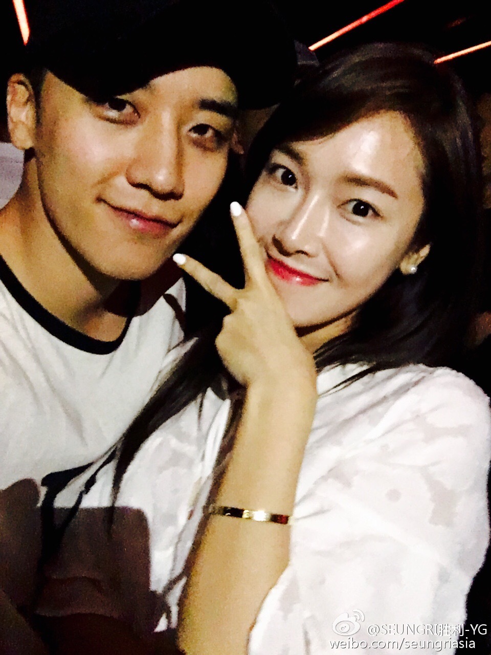 [OTHER][12-12-2013]SELCA MỚI CỦA JESSICA  - Page 24 Dc886d18jw1f6t7act8y0j20qo0zkagw