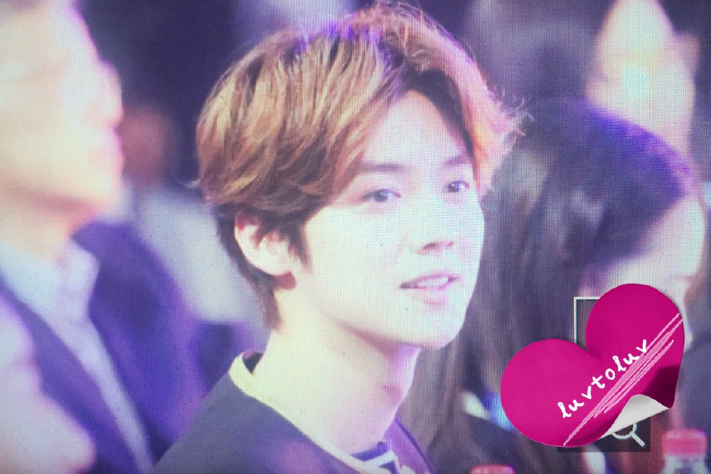 [PREVIEW] 150418 New Focus Beijing Movie Festival [48P] 00660dZgjw1er9zhkv2hkj31w019c7wh