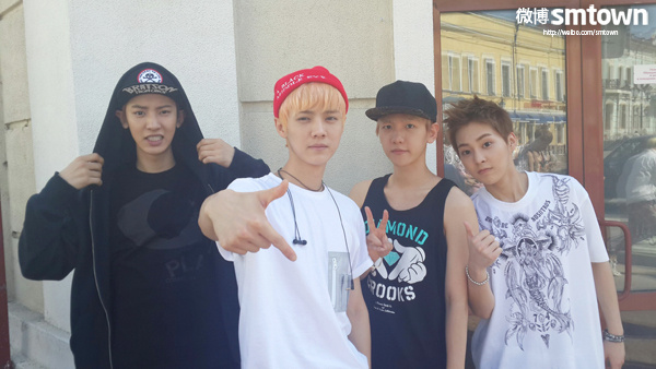 [OFFICIAL] 130716 EXO-M Weibo Update - Kazan [3P] 9bb2c1d0jw1e6p70pkiqoj20go09e76i