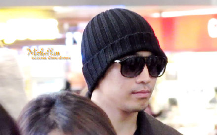 [6.1.12] Eric Seoul-Hongqiao Airport Pics 545fb082jw1doswzqn3rnj