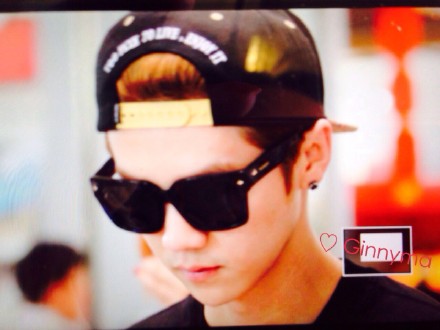 [Preview] 140628 Tianjin Airport (Departure) and Chongqing Airport (Arrival) [60P] 64214944jw1ehtkiofp0dj20zk0qogra