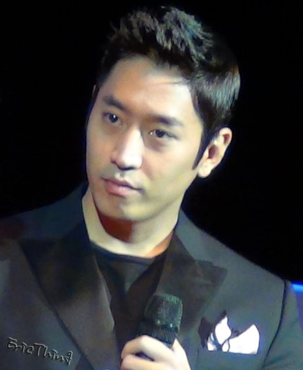 [7.1.12][Pics] Eric Shanghai Fanmeet 68d87365gw1douebd948bj